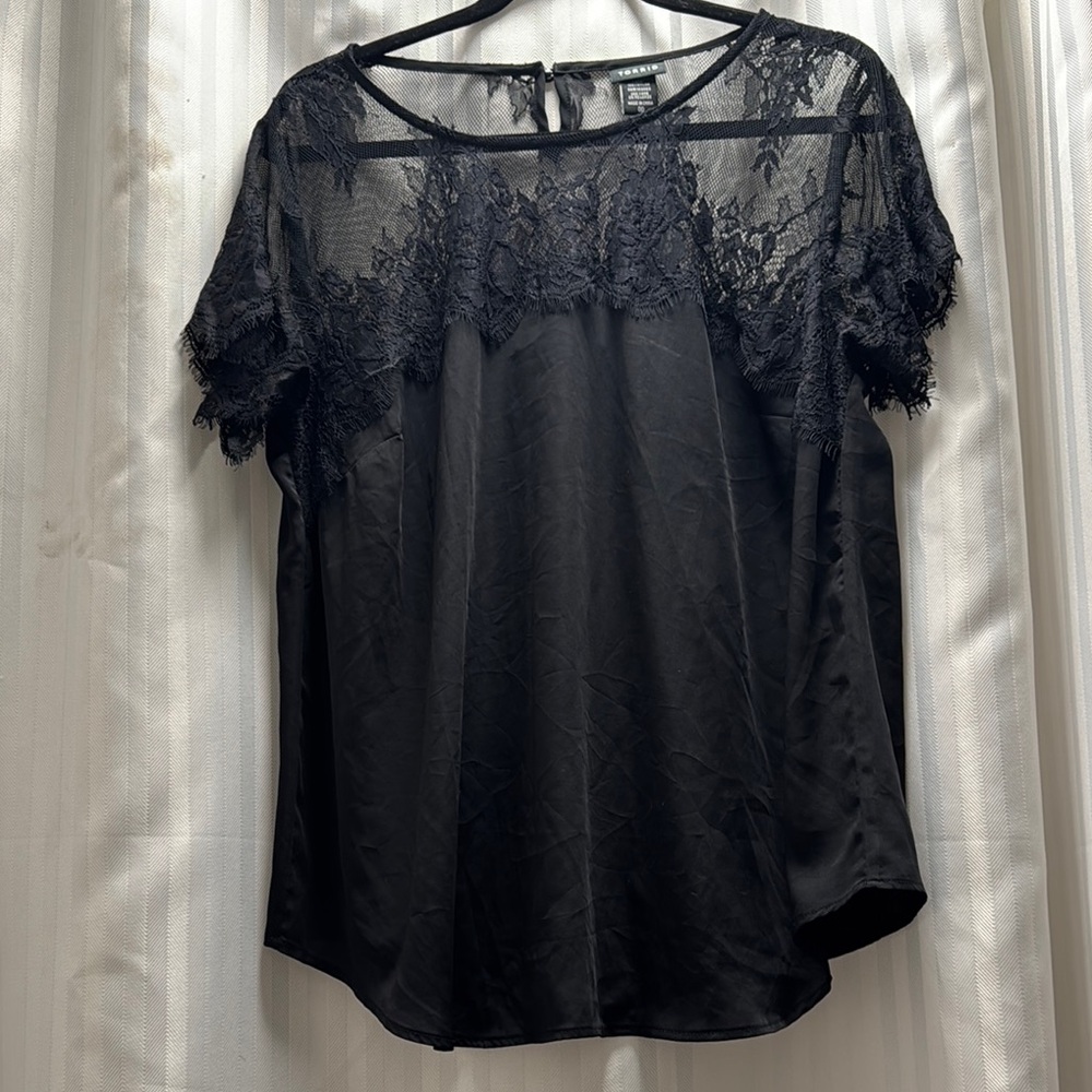 Torrid Black Lace Short Sleeve Blouse - Picture 2 of 4